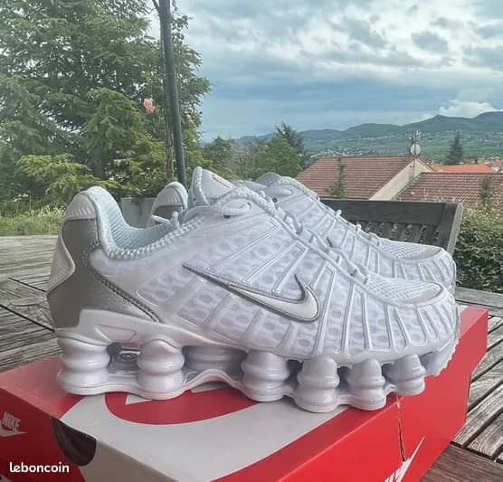 NIKE  shox - Image 3